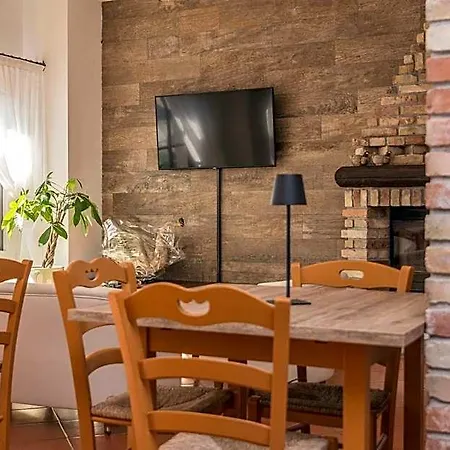 - Il Giardino Del Cigno Hotel